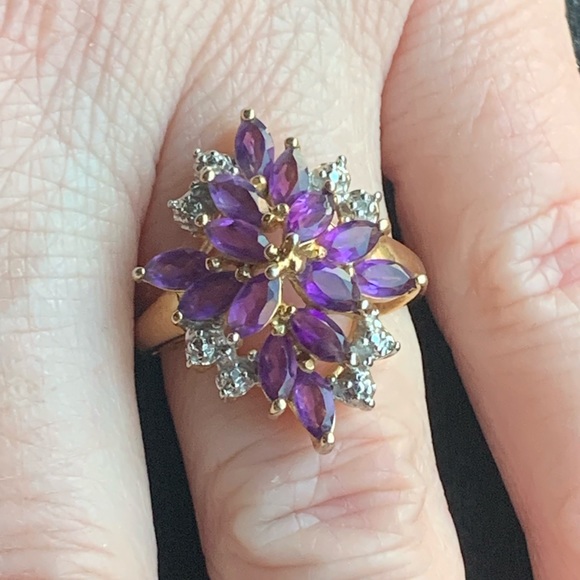 Simulated Amethyst/Diamond cocktail ring Sterling Silver 925 gold plated Size 7 - Picture 4 of 10